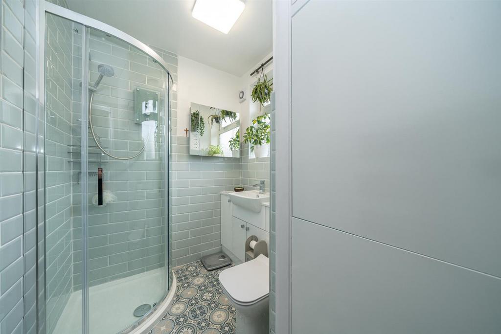 Ensuite