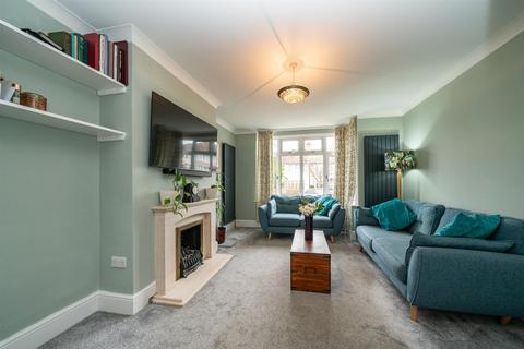 undefined, Hazelbury Avenue, ABBOTS LANGLEY