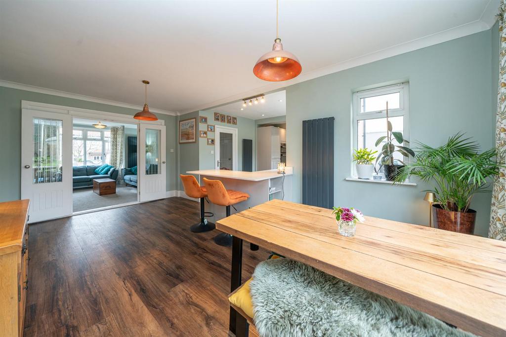 Kitchen Diner