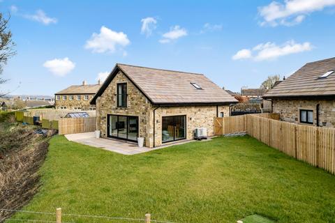 undefined, Crow Foot Fold, Barnoldswick, BB18