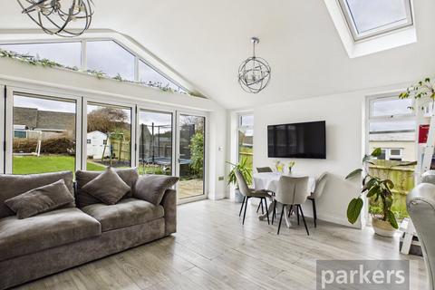 3 bedroom semi-detached house for sale, Saxon Way, Witney, Oxfordshire, OX28