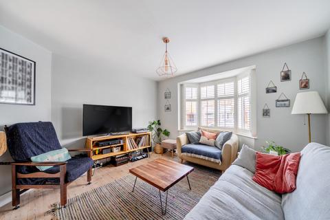 3 bedroom terraced house for sale, Chapel Avenue, Addlestone, Surrey, KT15