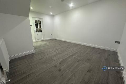 undefined, Meadfield Road, Slough, SL3