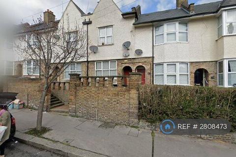 3 bedroom terraced house to rent, Northborough Road, London, SW16