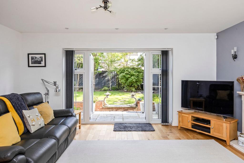 Living/Dining Room
