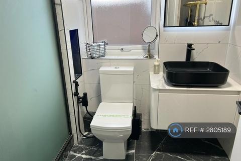 undefined, Pheasant Close, London, E16