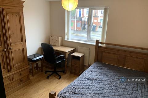 undefined, Newland House, Leeds, LS6