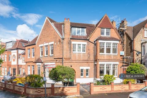 3 bedroom flat to rent, Rydal Road, London, SW16