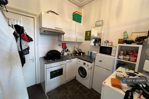 undefined, Clifton Road, Kingston Upon Thames, KT2