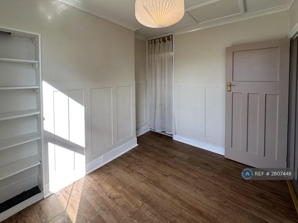 Small Bedroom