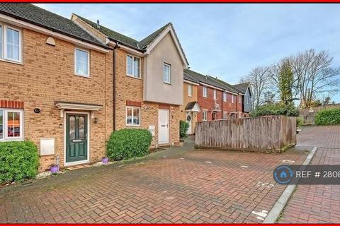 2 bedroom terraced house to rent, St. Stephens Crescent, Chadwell St. Mary, Grays, RM16