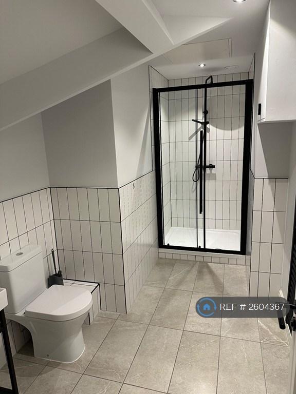 Toilet/ Shower Room