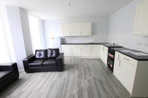 4 bedroom terraced house for sale, High Street, Bangor, Gwynedd, LL57