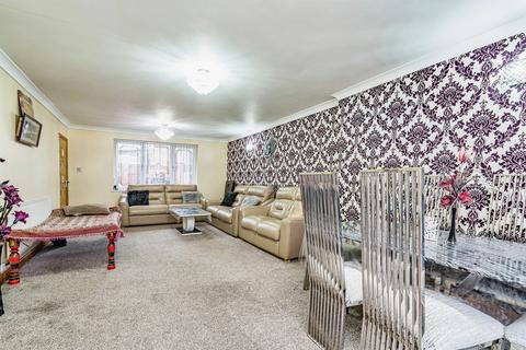 undefined, Gads Green Crescent, Dudley