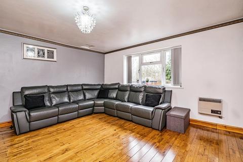 undefined, Gads Green Crescent, Dudley