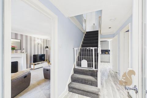 4 bedroom detached house for sale, Goldcrest Close, Colchester