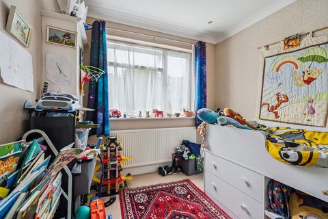 undefined, Abbots Rise, Kings Langley, WD4