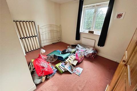 2 bedroom semi-detached house to rent, Waterside, Longford, Coventry, West Midlands, CV6