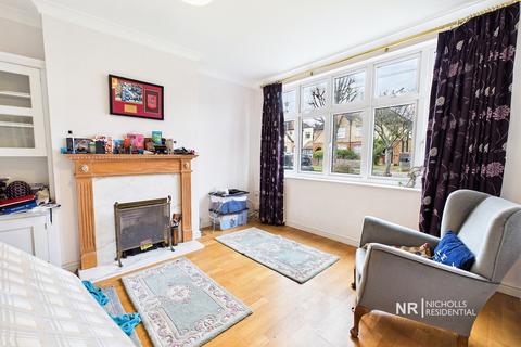 undefined, Somerset Avenue, Chessington, Surrey. KT9 1PS