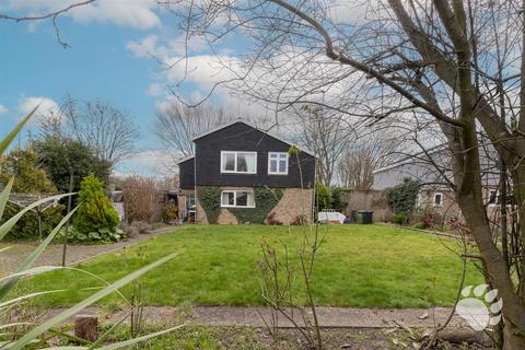 undefined, The Knowle, Basildon SS16