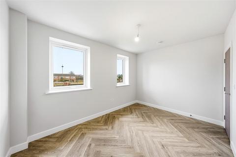 undefined, 24 Pemberton Court Portelet Road, London