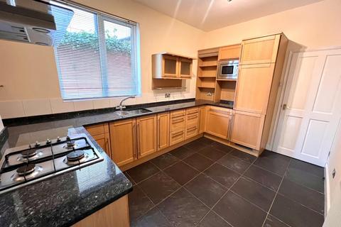 2 bedroom terraced house for sale, St. James Park Road, St. James, Northampton NN5