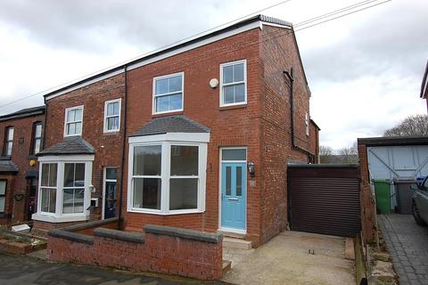 5 bedroom end of terrace house for sale, Hough Hill Road, Greater Manchester SK15