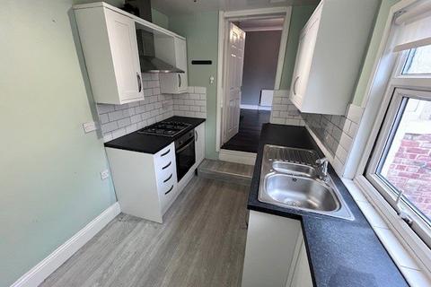 3 bedroom apartment to rent, Wellington Street, Tyne and Wear NE31