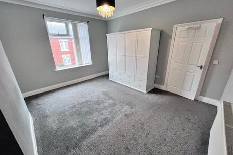3 bedroom apartment to rent, Wellington Street, Tyne and Wear NE31
