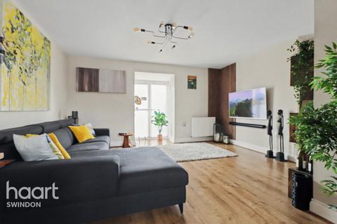 2 bedroom apartment to rent, Seacole Crescent, Swindon