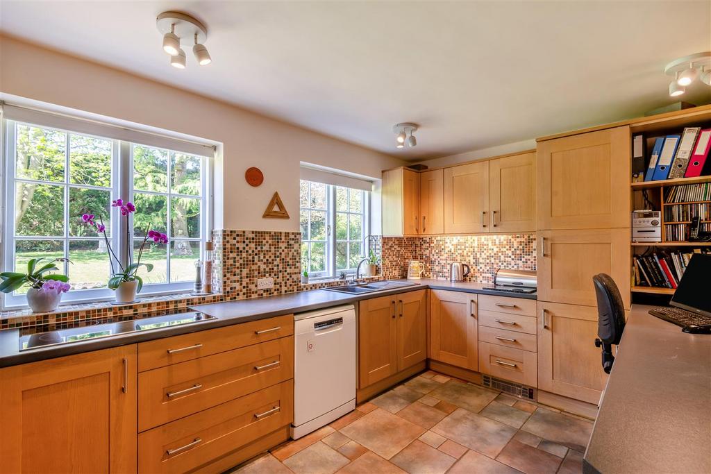 8646162-interior05.jpg