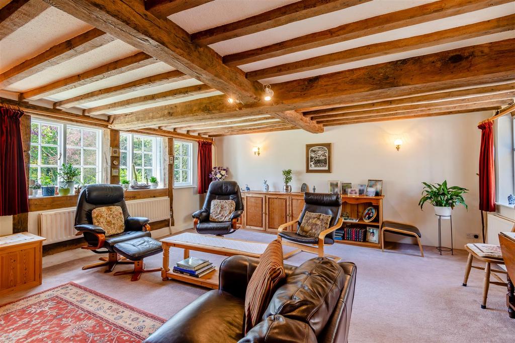 8646162-interior16.jpg