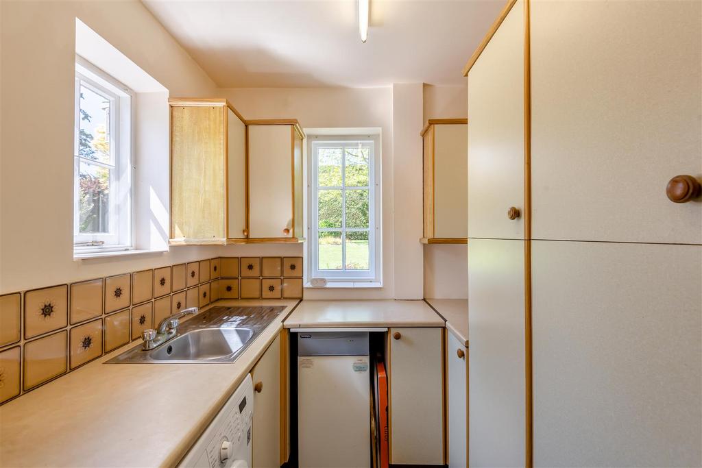 8646162-interior01.jpg