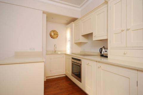 1 bedroom flat to rent, Hallam Street, Marylebone, London, W1W