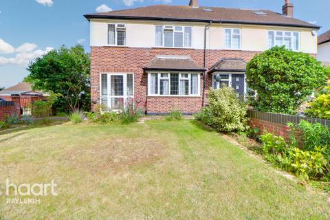 undefined, Woodside, Leigh-on-Sea