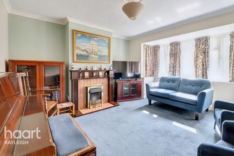 undefined, Woodside, Leigh-on-Sea