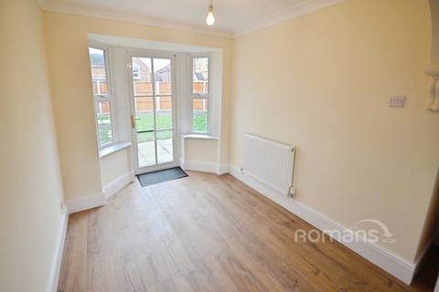 undefined, Eltham Avenue, Slough, Berkshire, SL1