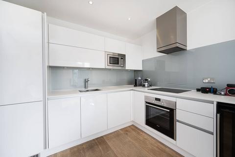 Studio to rent, Avant-Garde Place, Shoreditch, London, E1