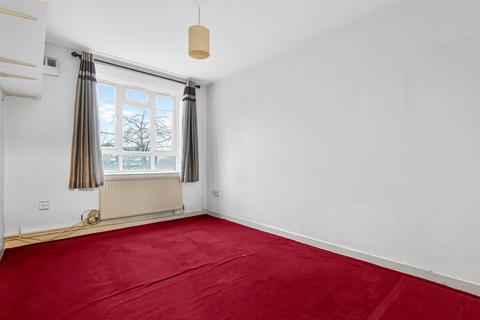 2 bedroom flat for sale, White City Estate, London