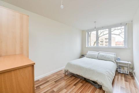 1 bedroom flat for sale, Cromwell Road, Oval, London, SW9