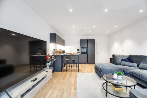 2 bedroom apartment for sale, at Oakwood Crescent, Muswell Hill, London N10