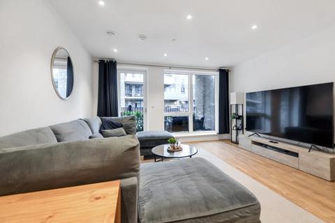 2 bedroom apartment for sale, at Oakwood Crescent, Muswell Hill, London N10