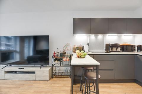 2 bedroom apartment for sale, at Oakwood Crescent, Muswell Hill, London N10