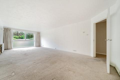 2 bedroom apartment for sale, Court Gardens, Camberley, Surrey, GU15