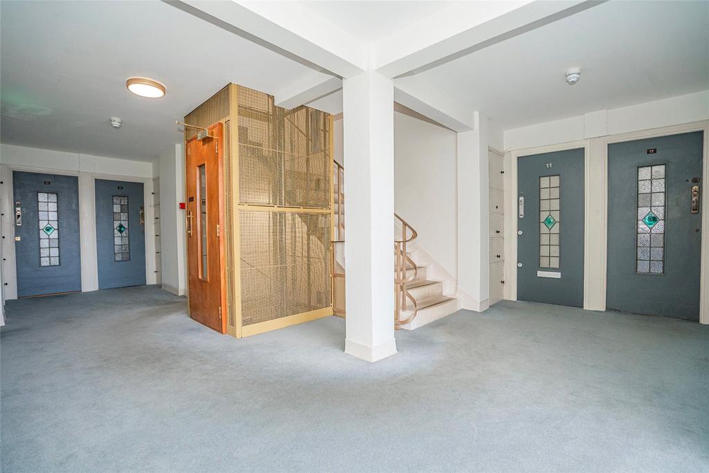 Communal Landing B
