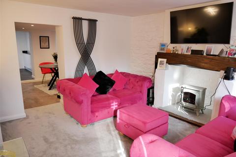 2 bedroom cottage for sale, Quemerford, Calne