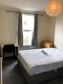 3 bedroom apartment to rent, Stanley Road, Bristol BS6