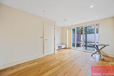 4 bedroom end of terrace house for sale, Bromyard Avenue, London, W3 7