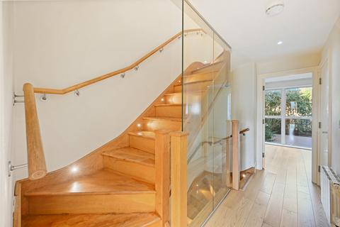 undefined, Bromyard Avenue, London, W3 7