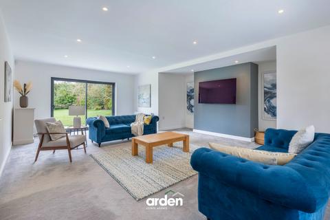 5 bedroom detached house for sale, Hollyfield Drive, Barnt Green, B45